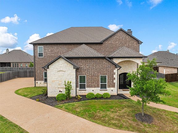 2nd image of 518 Stone Canyon Dr