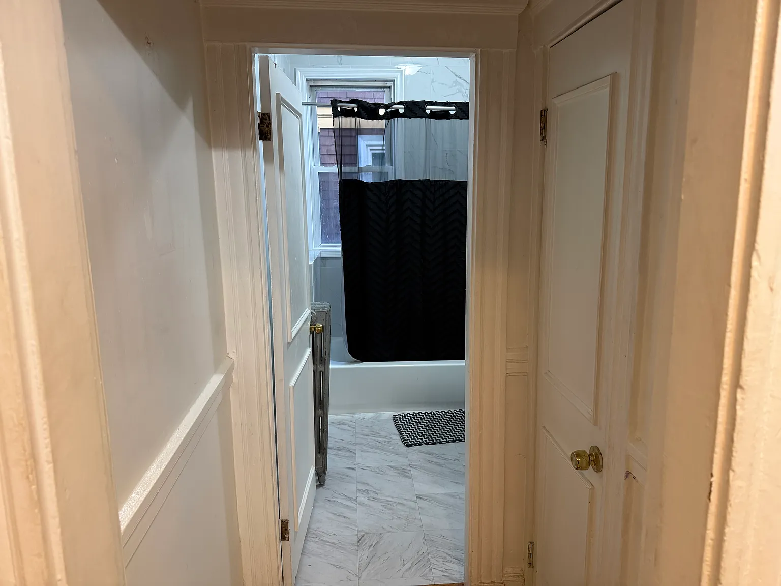 3 bed, 1200 sqft, $3,100 — Photo 3
