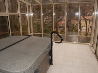 3025 N Oakland St, Arlington, VA 22207