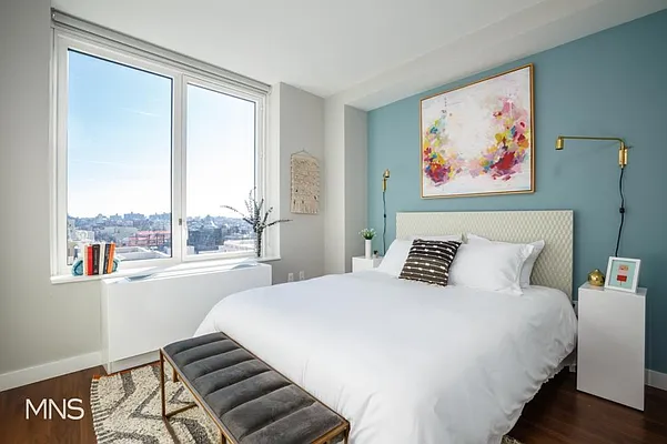 Rented by MNS Marketing | media 36