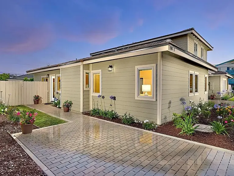 1506 Alvarado St #B — Photo 2