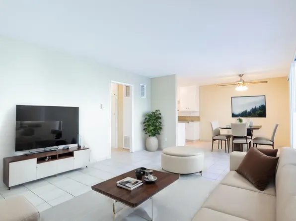 20258 Cohasset St, Winnetka, CA 91306