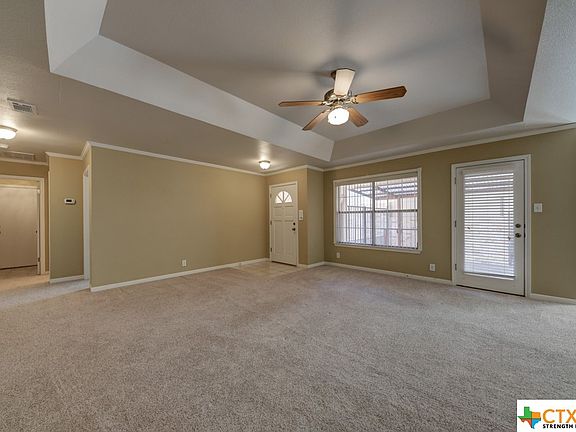 5th image of 965 Woodrow Cir