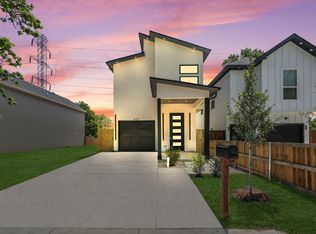 420 N Moore St, Dallas, TX 75203