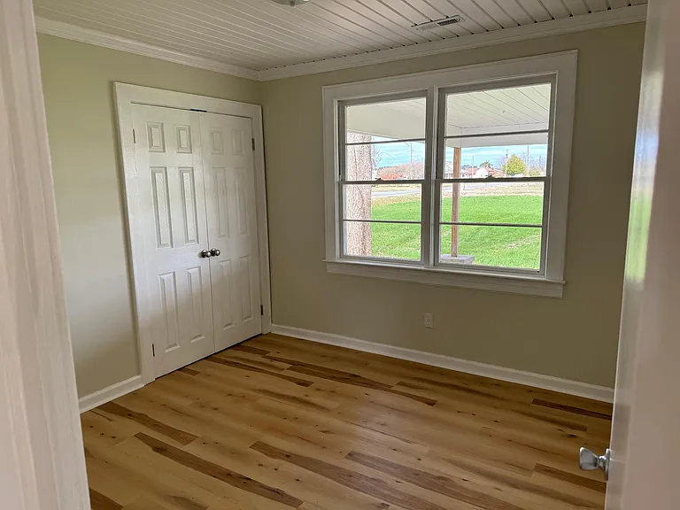 1403 Woodville Rd — Photo 15