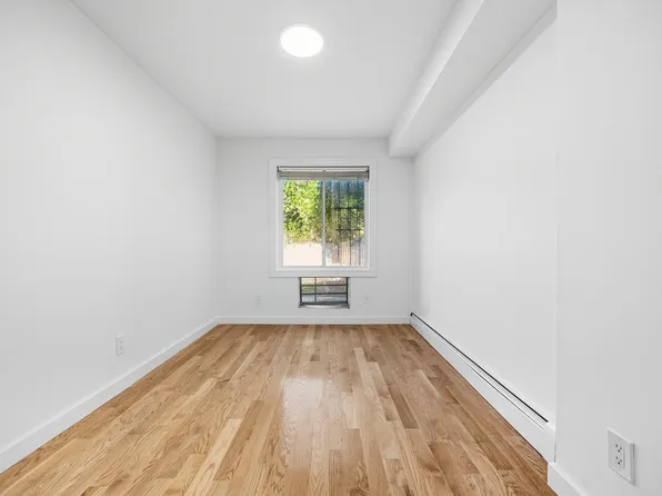 2011a Fulton Street image 9 of 12