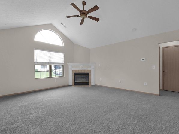 5585 Meadowood Ln, Westerville, OH 43082