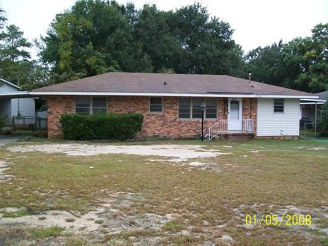 1st image of 2606 W Parkway Drive
