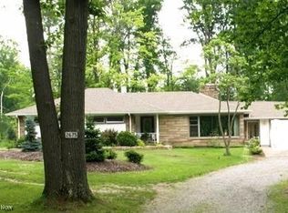 2675 Seifert Lewis Rd SE, Hubbard, OH 44425