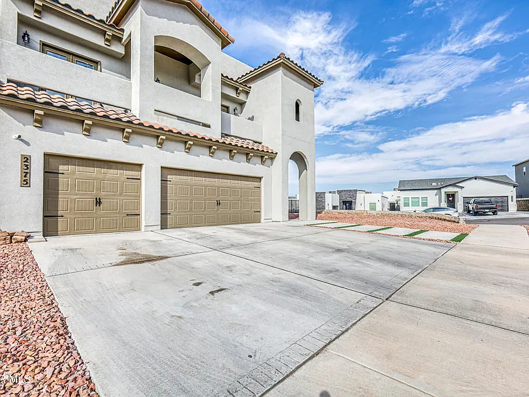 2375 Enchanted Peaks Ln — Photo 2