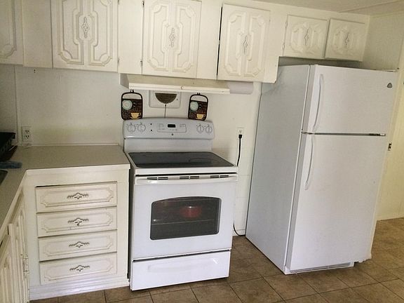 3rd image of 9401 N 10th St Unit 1-31