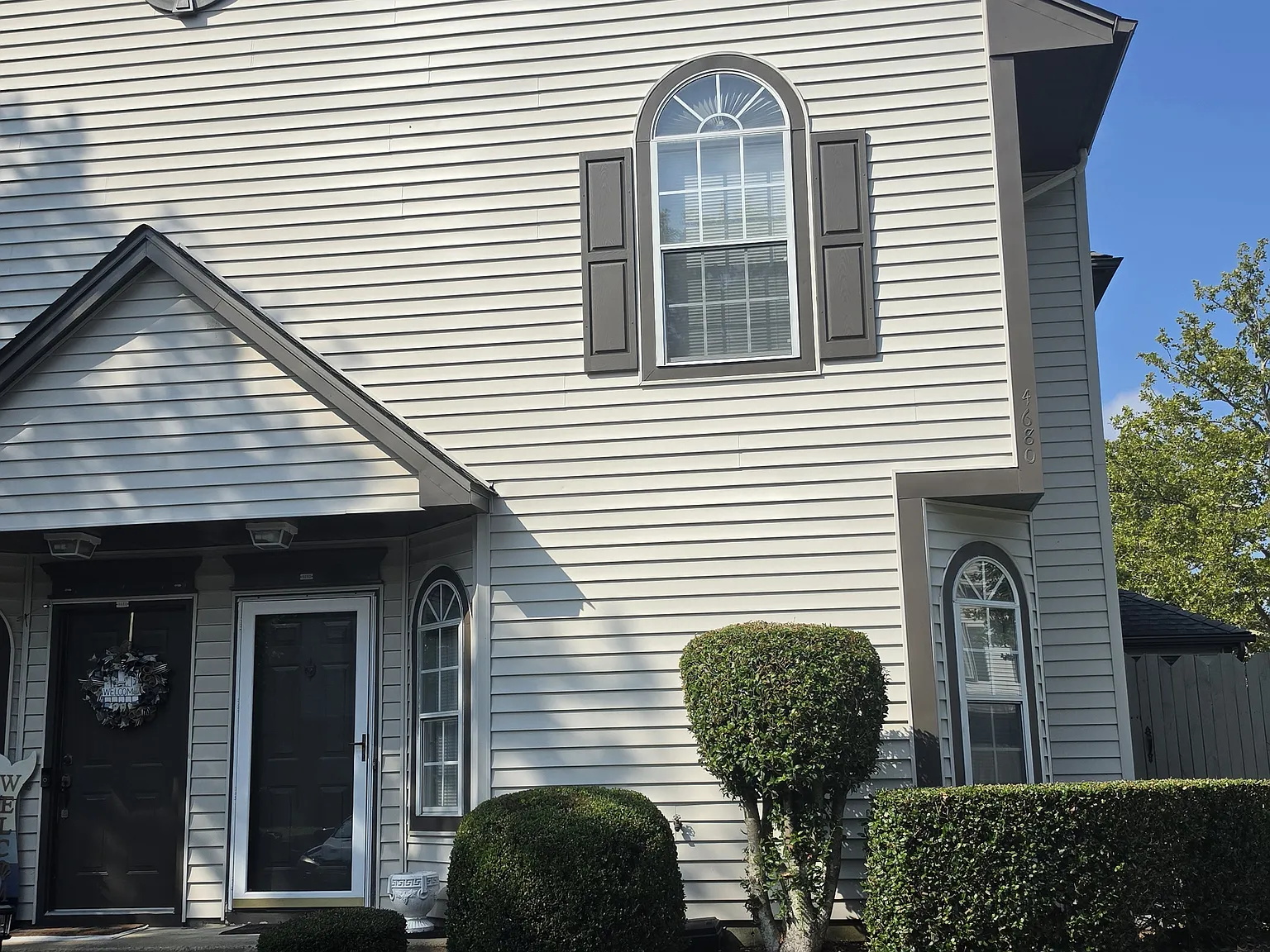 2 bed, 2.5 bath, 1240 sqft, $1,975 — Photo 2
