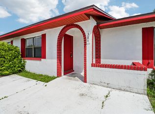 384 Cocoa Ct, Kissimmee, FL 34758