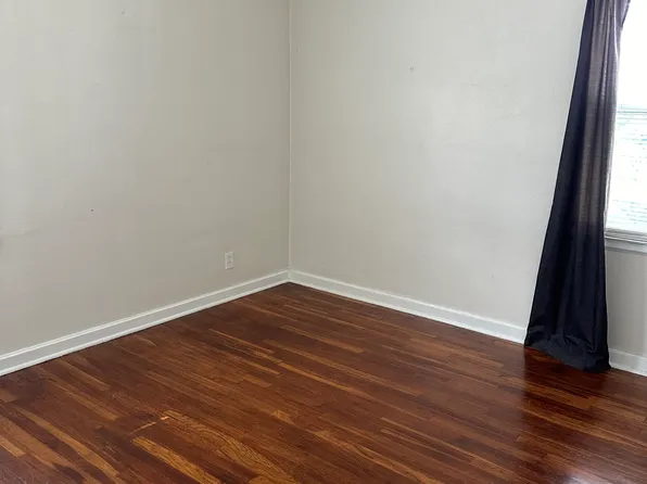 (undisclosed Address), Akron, OH 44305