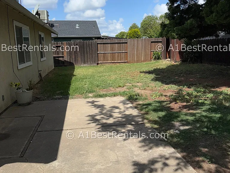 2913 Sugarpine Way — Photo 13
