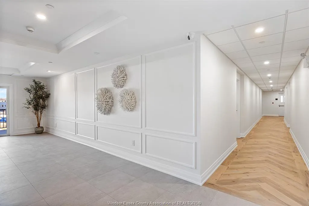2 bed, 2.0 bath, 1181 sqft, $2,600 — Photo 3