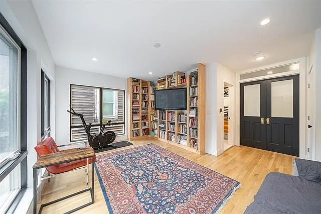 105 Fairview Ave — Photo 19