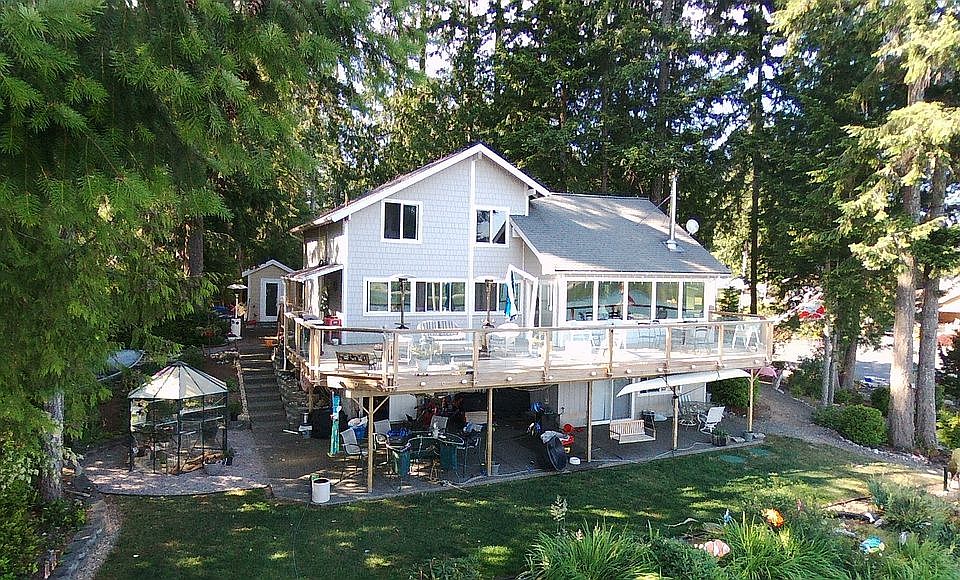 Huge deck above full patio