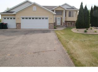 8133 Hunter Lake Dr, Carlos, MN 56319