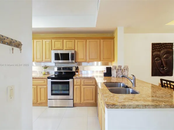 754 NE 90th St Unit 705, Miami, FL 33138