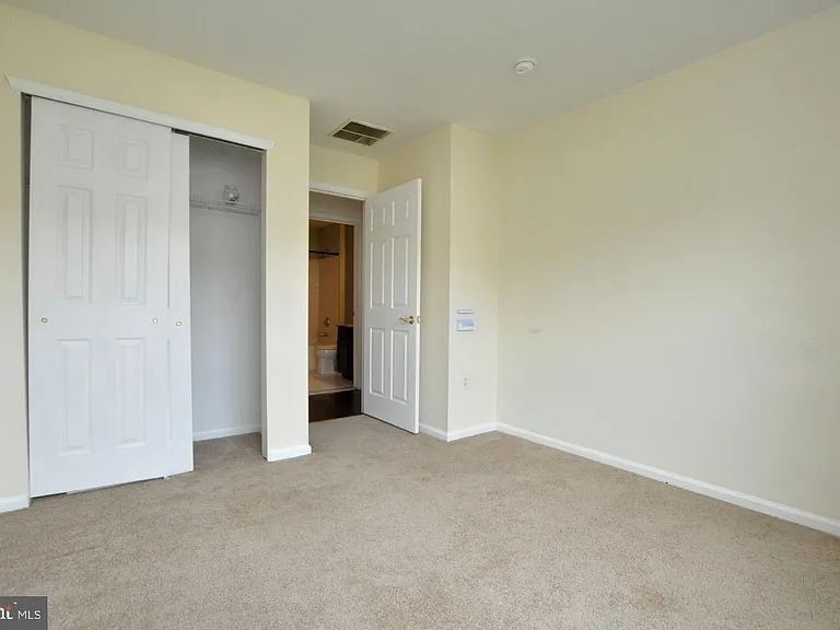 328 Helen Dr — Photo 18