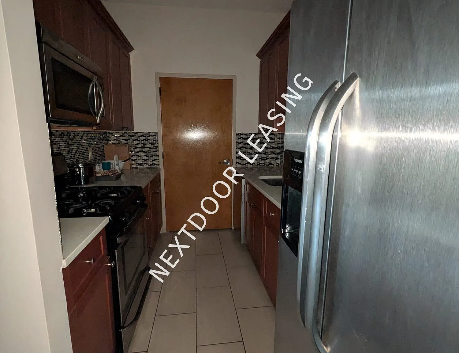 50 Oak St — Photo 3