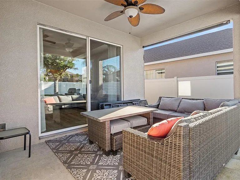 19419 Red Sky Ct — Photo 5