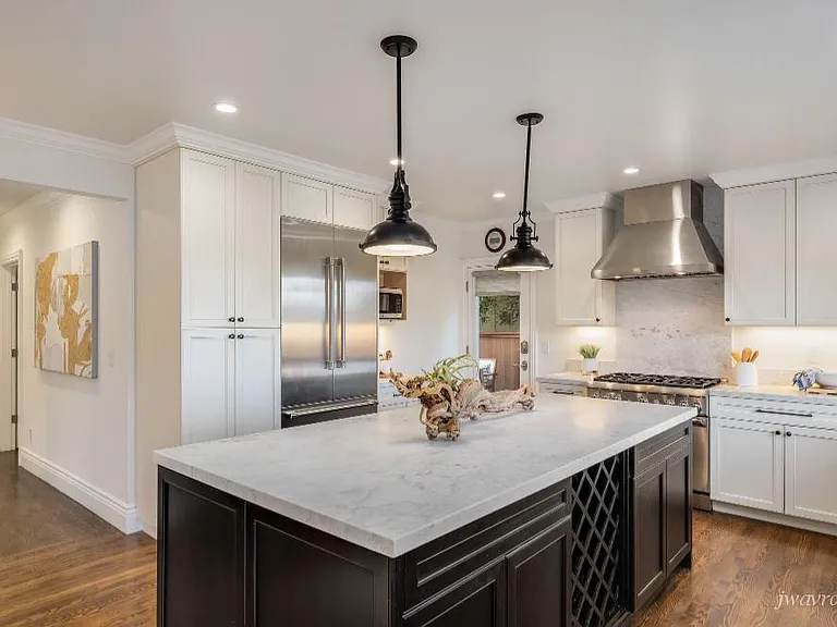 325 Moncada Way — Photo 18