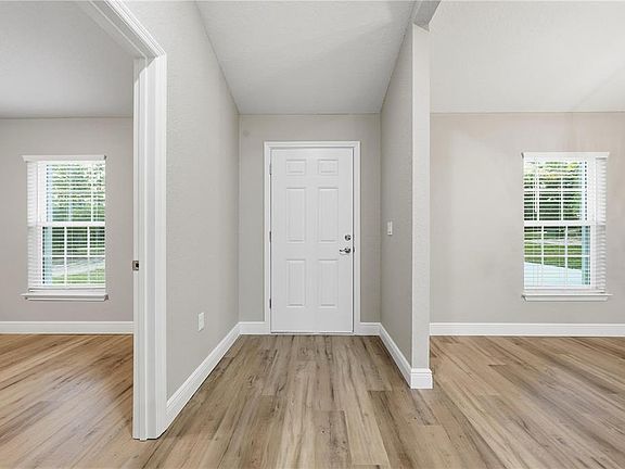 4th image of 13797 SW 32ND TERRACE ROAD