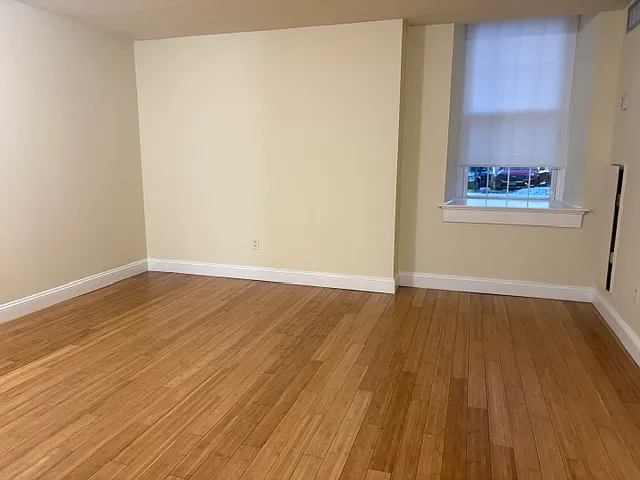 1 bed, 700 sqft, $1,550 — Photo 2