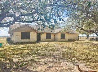 1470 Kemper City Rd S, Victoria, TX 77905