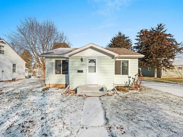 1514 W Commercial St, Appleton, WI 54914