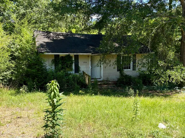 2938 La Salle St, Jackson, MS 39212
