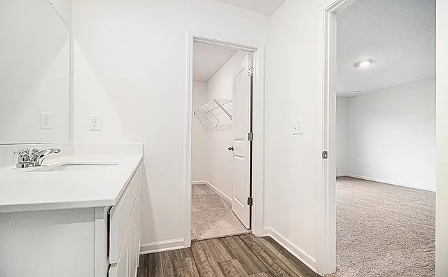 626 Jervis Way — Photo 12