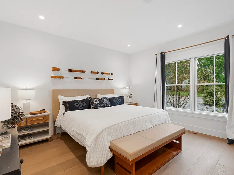 9 Kings Ln — Photo 24