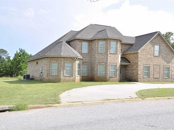 3rd image of 3517 Bridgewood Dr