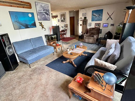 5th image of 3823 E Holland Avenue