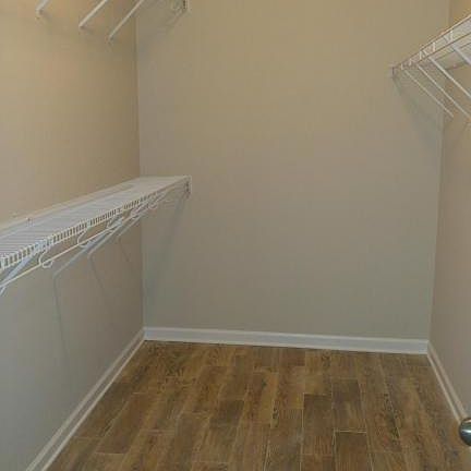4th image of 7331 Lauren Ln