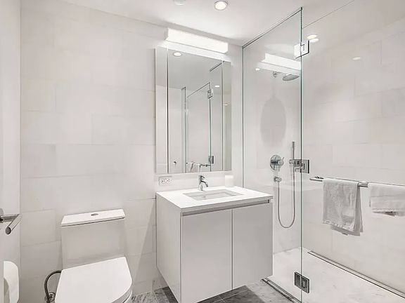3rd image of 685 1st Ave APT 4R