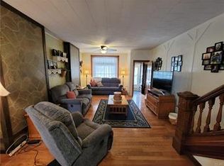 230 N West St, Allentown, PA 18102
