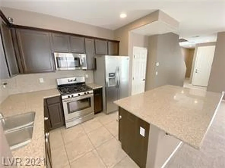 8516 Stuckey Ave — Photo 4