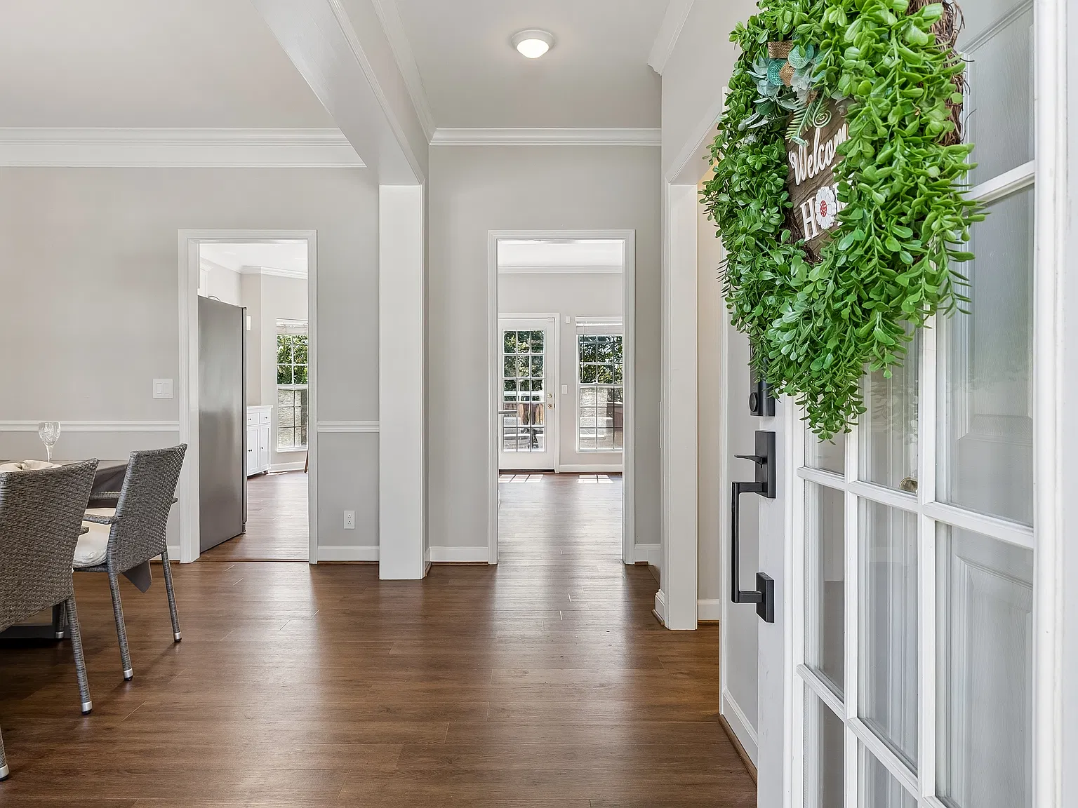 5 bed, 2980 sqft, $3,400 — Photo 3