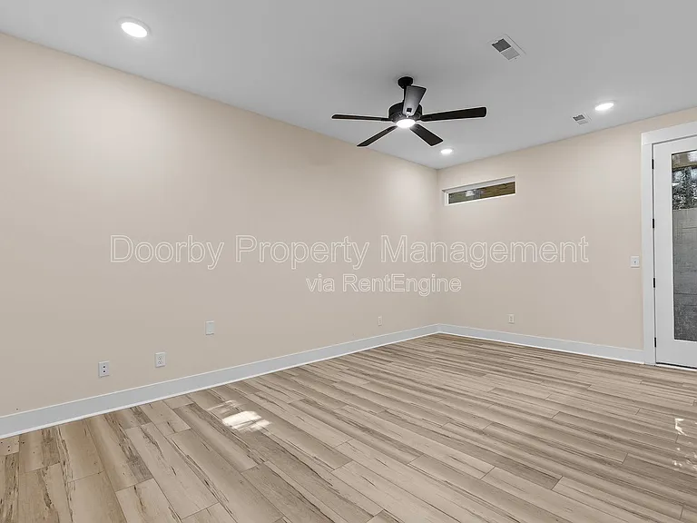 436 Wayne Ave — Photo 9