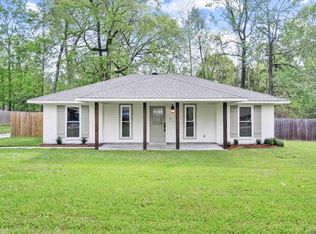 29260 Peggy Dr, Walker, LA 70785