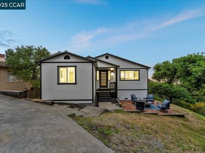 16040 Broadway Ter, Oakland, CA, 94611