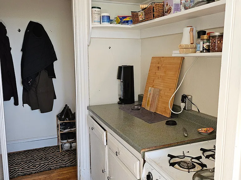 26 Quint Ave #47A — Photo 3