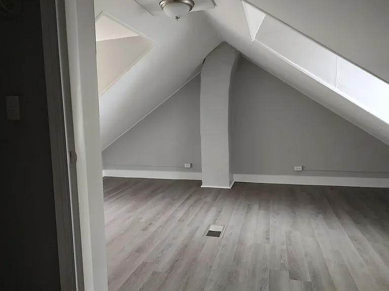 141 E College Ave — Photo 13