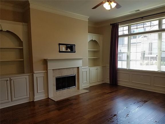 3rd image of 111 Owens Farm Ln