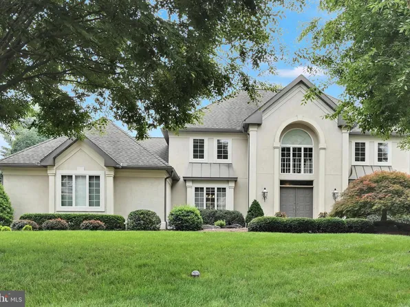 1318 Beaconfield Ln, Lancaster, PA 17601