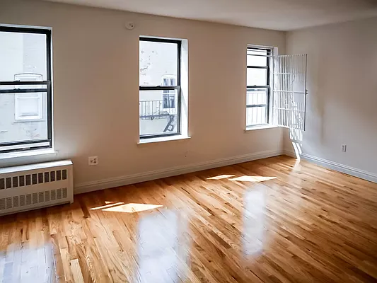 Rented by Array Property Group LLC  | media 1